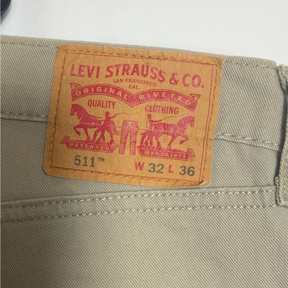 Levi's Men's Beige Straight Jeans - Picture 3 of 5